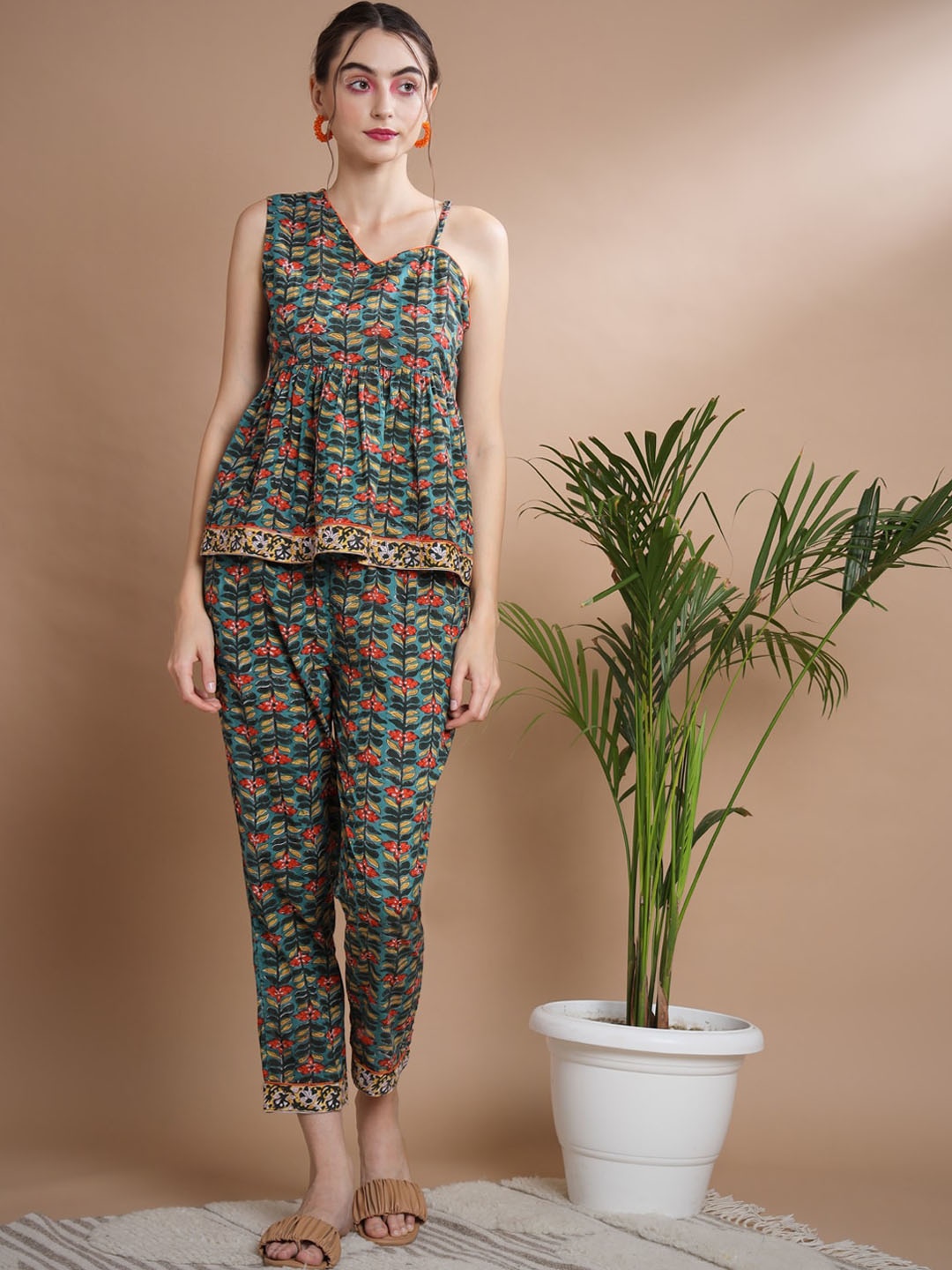 

Sangria Green & Red Printed Pure Cotton One Shoulder Top With Trousers