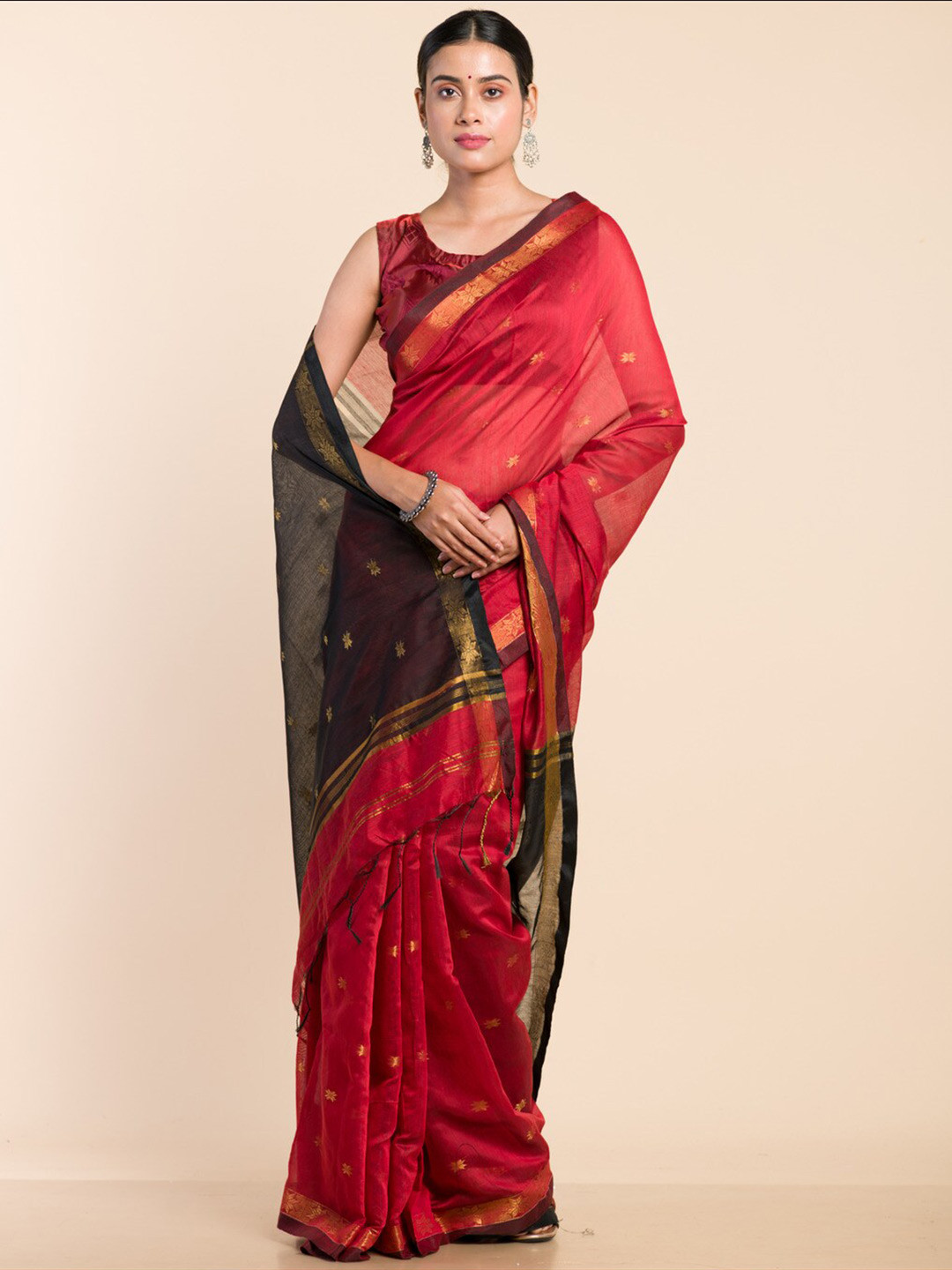 

HERE&NOW Red & Black Ethnic Motifs Woven Design Zari Maheshwari Saree
