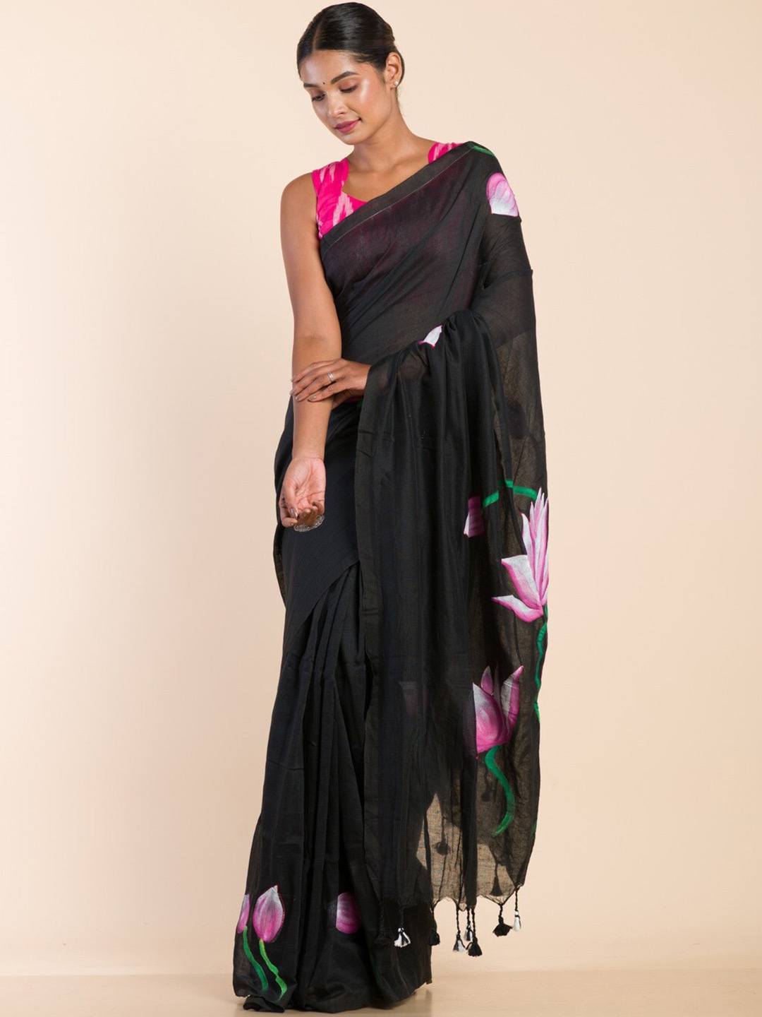 

HERE&NOW Floral Pure Cotton Khadi Saree, Black