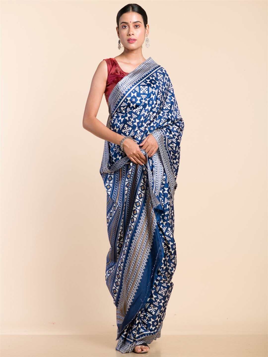 

HERE&NOW Ethnic Motifs Printed Patola Saree, Navy blue