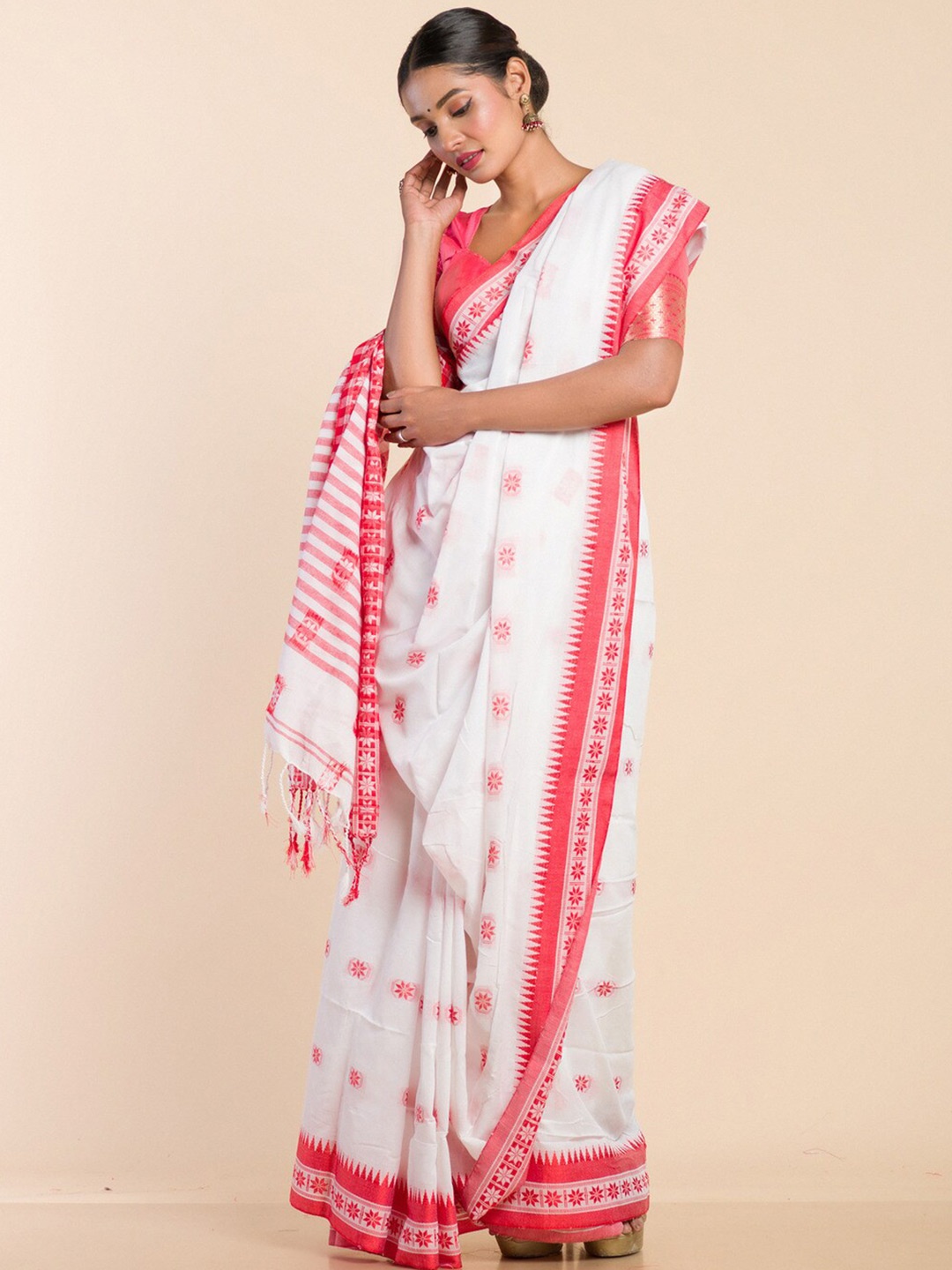 

HERE&NOW White & Red Woven Design Pure Cotton Khadi Saree