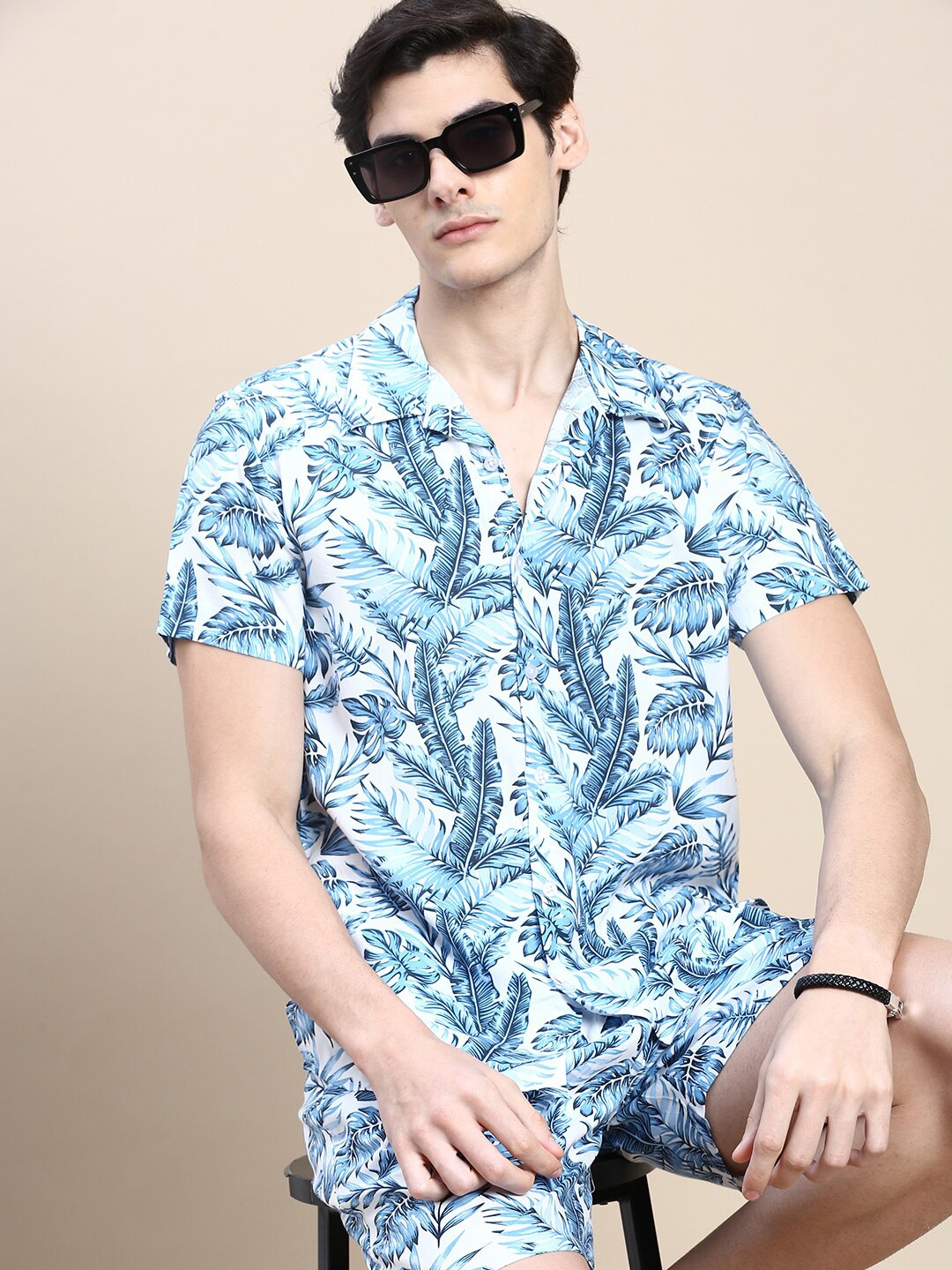 

SHOWOFF Tropical Printed Cuban Collar Shirt with Shorts, White