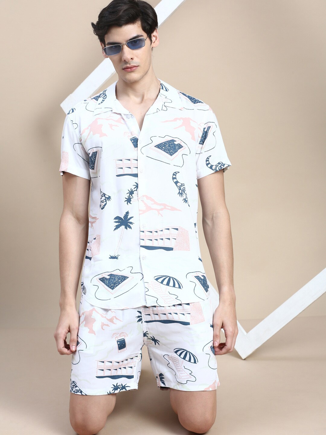 

SHOWOFF Men Printed Slim Fit Shirt And Shorts Co-Ords, White