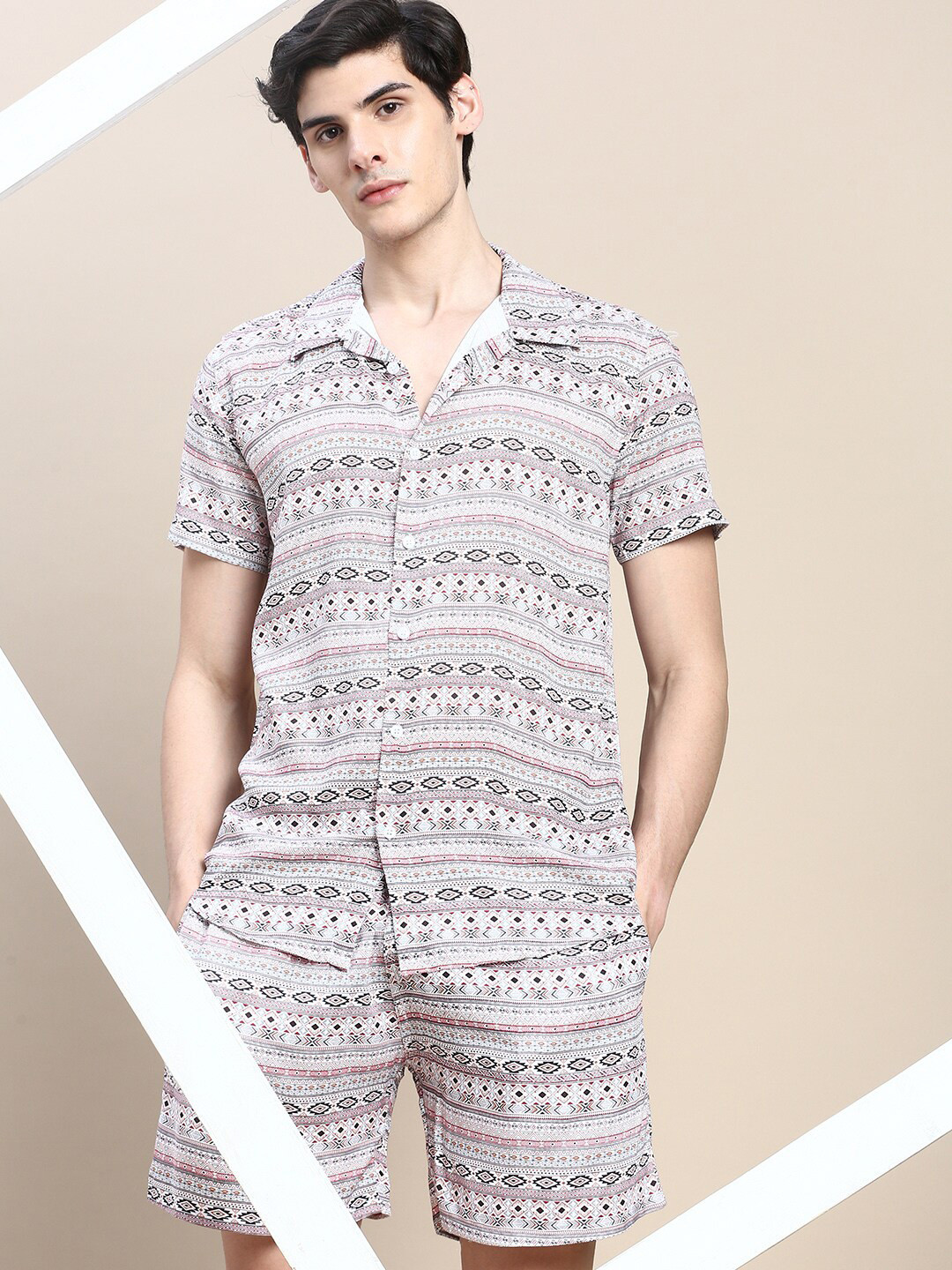 

SHOWOFF Printed Slim Fit Shirt And Shorts Co-Ords, White