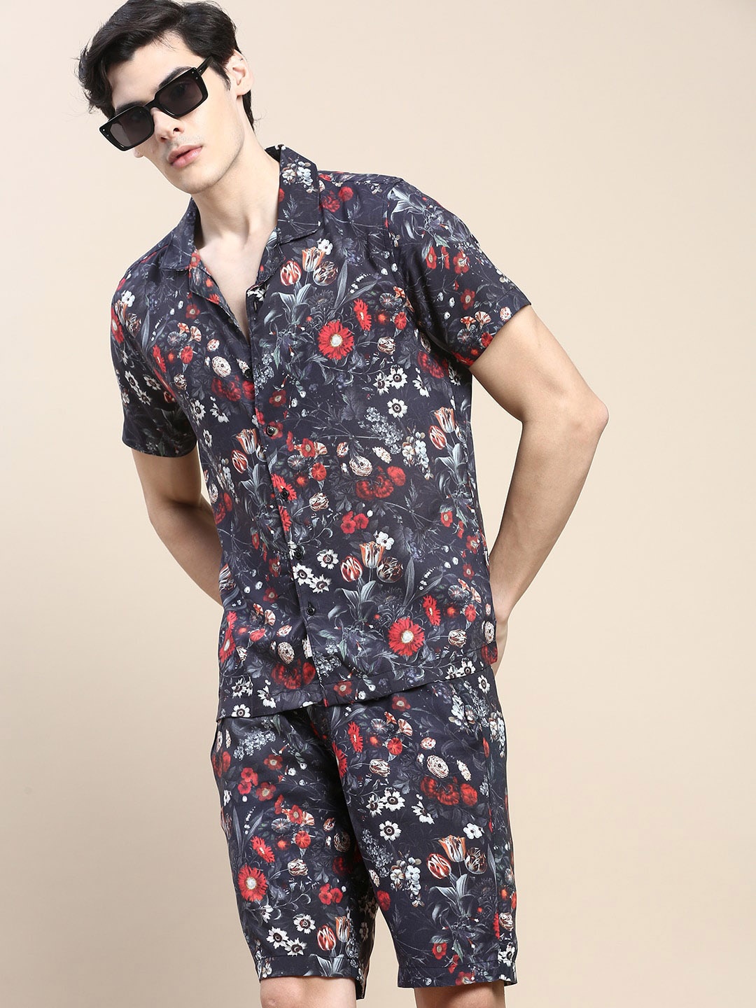 

SHOWOFF Floral Printed Slim Fit Shirt & Shorts, Black