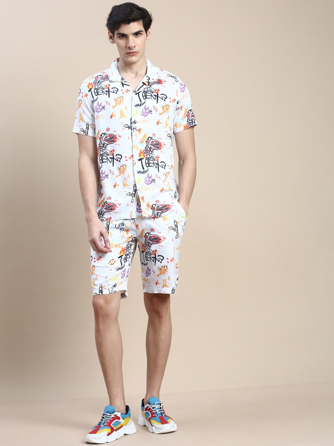 

SHOWOFF Printed Shirt With Shorts, White