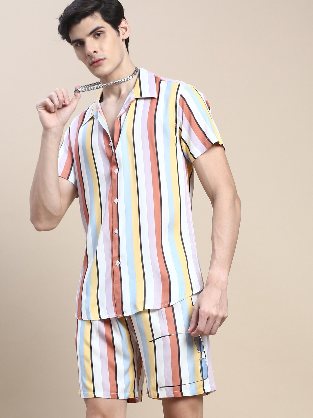 

SHOWOFF Striped Shirt With Shorts, White