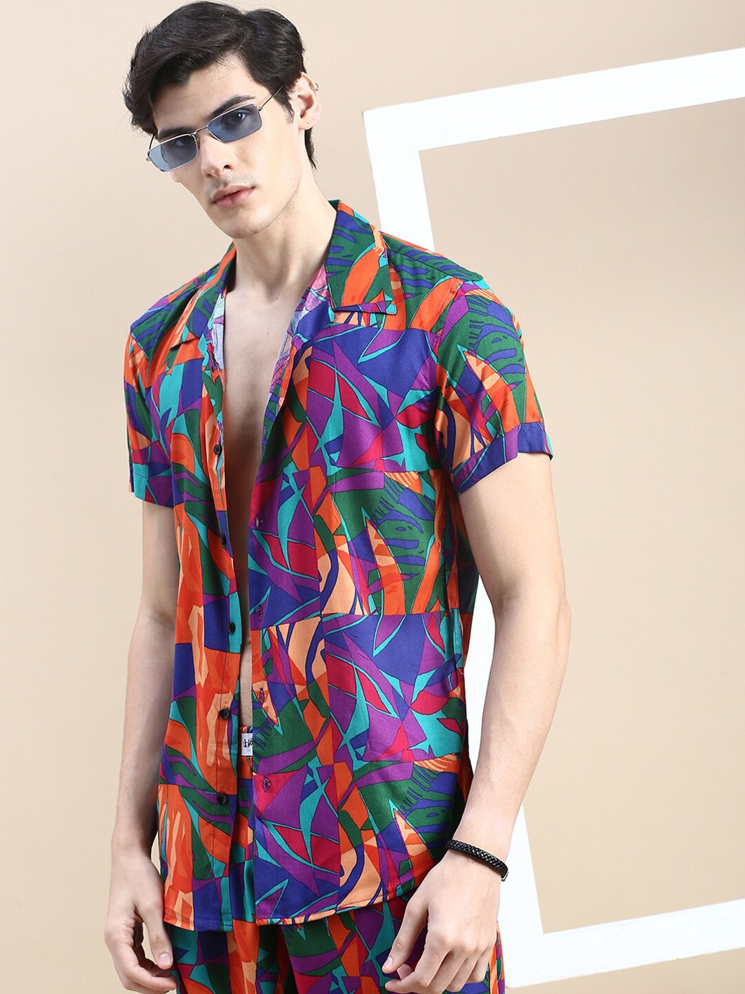 

SHOWOFF Printed Cuban Collar Slim Fit Shirt With Shorts, Purple