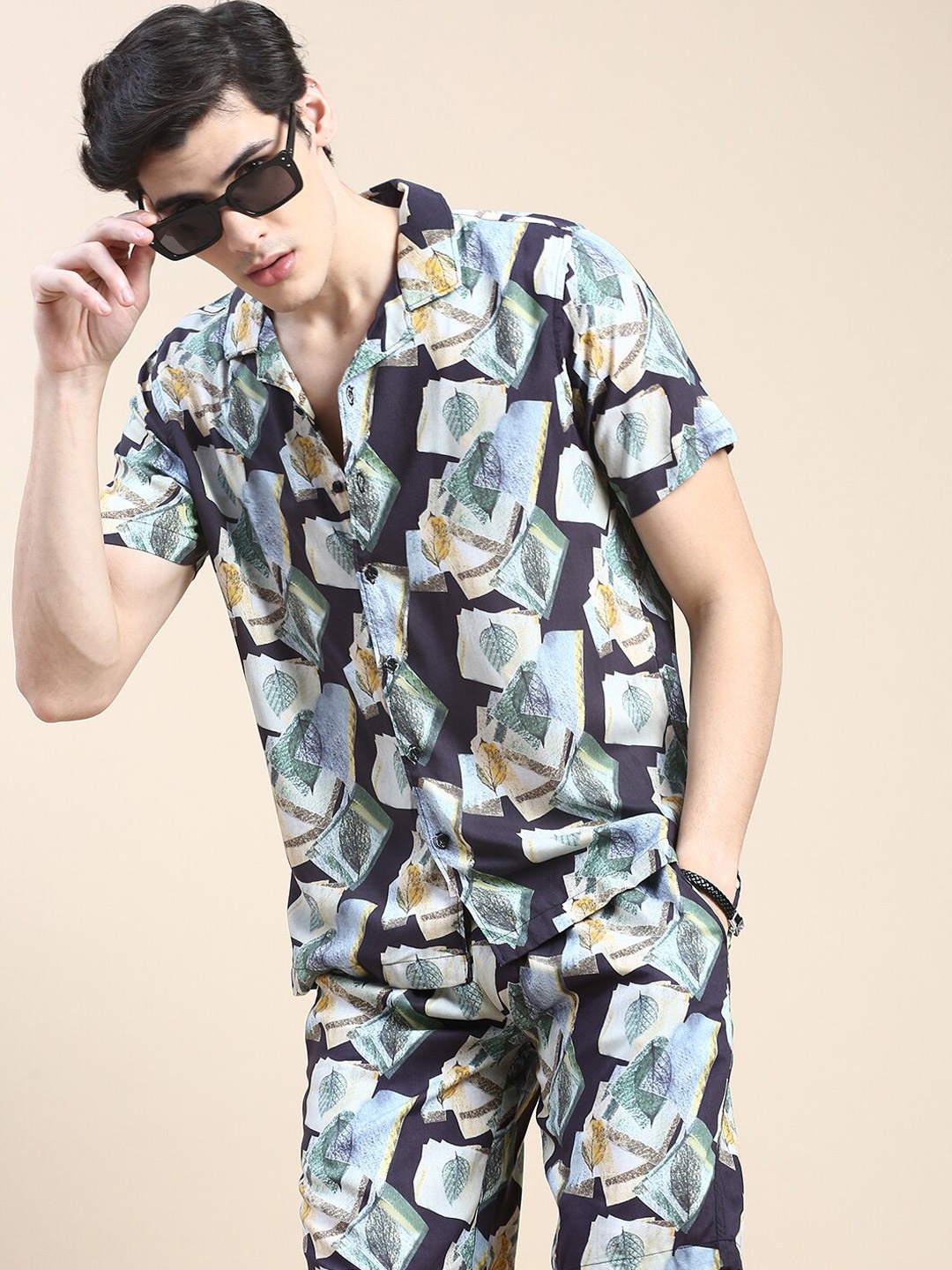 

SHOWOFF Shirt Collar Abstract Printed Shirt & Shorts Co-Ords Set, Black