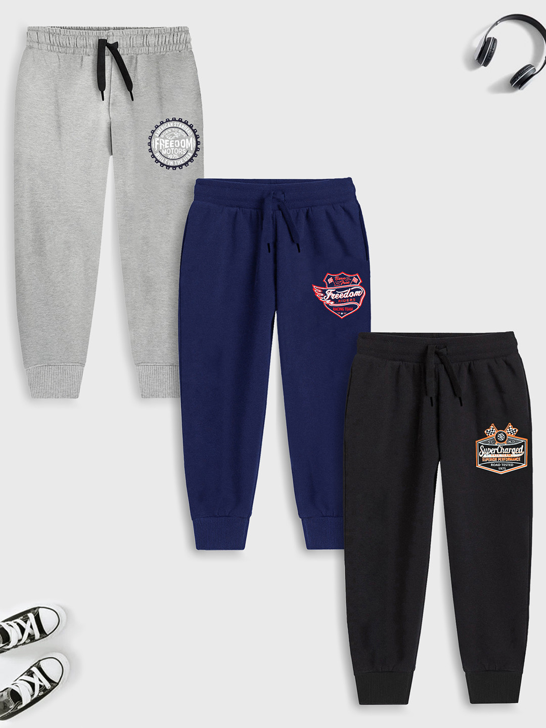 

Trampoline Boys Pack Of 3 Typography Printed Cotton Joggers, Black