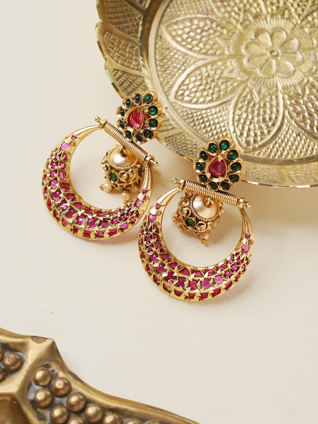

CURIO COTTAGE Gold-Plated Kundan Studded Classic Chandbalis, Pink