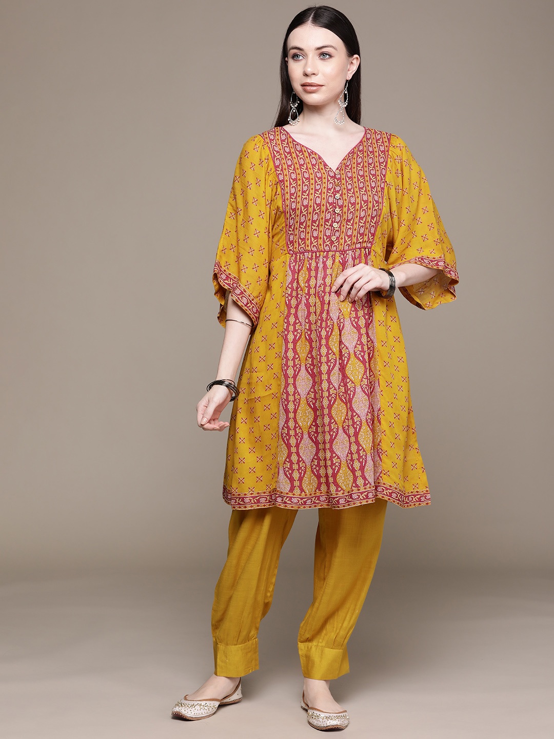 

aarke Ritu Kumar Women Ethnic Motifs Printed Pleated Kurta with Trousers, Mustard