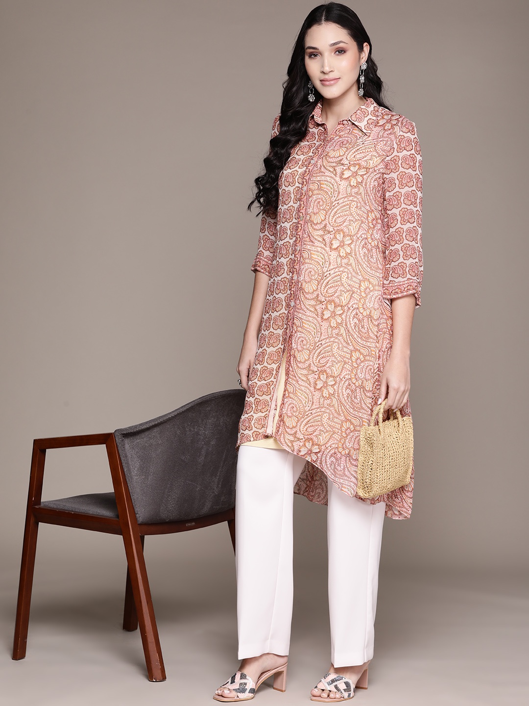 

aarke Ritu Kumar Women Ethnic Motifs Printed Kurta with Camisole, Peach