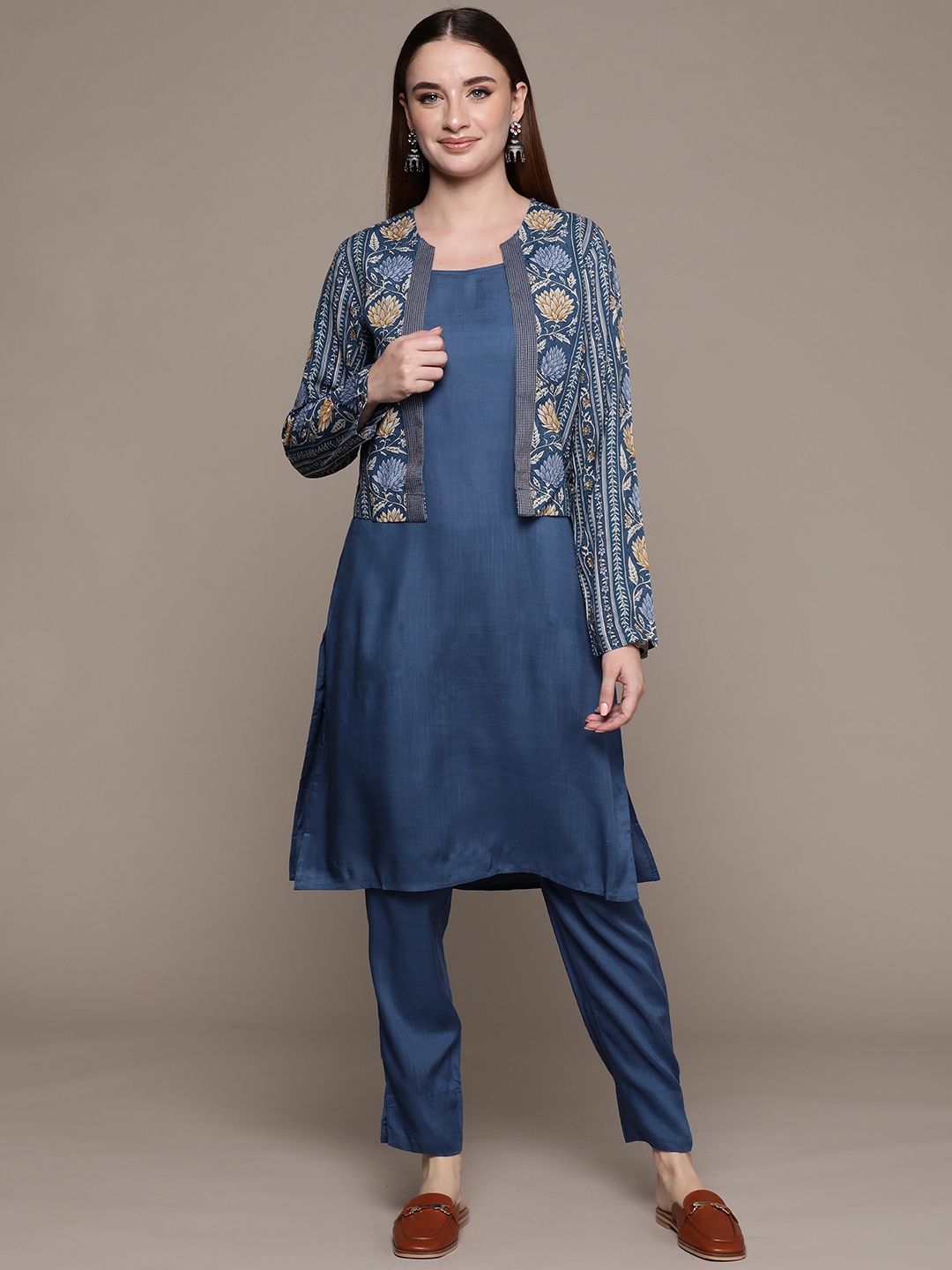 

aarke Ritu Kumar Women Regular Kurta Set with Jacket, Blue