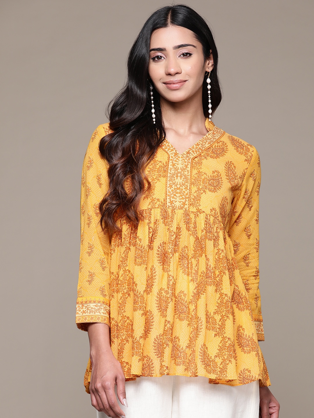 

aarke Ritu Kumar Paisley Printed Pleated Kurti, Yellow