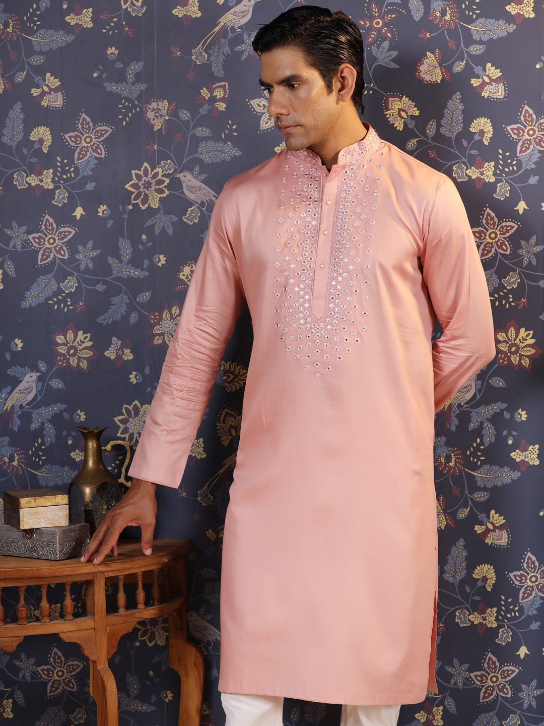 

House of Pataudi Mirror Embellished Straight Kurta With Churidar, Pink