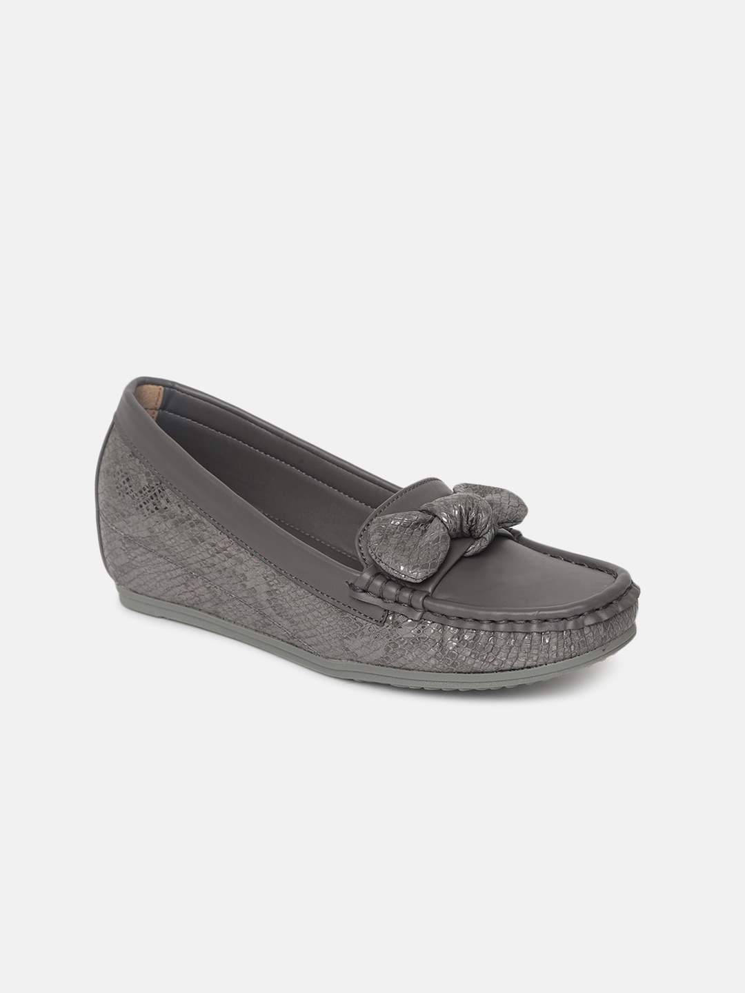 

Marc Loire Women Textured Lightweight Loafers With Bows, Grey