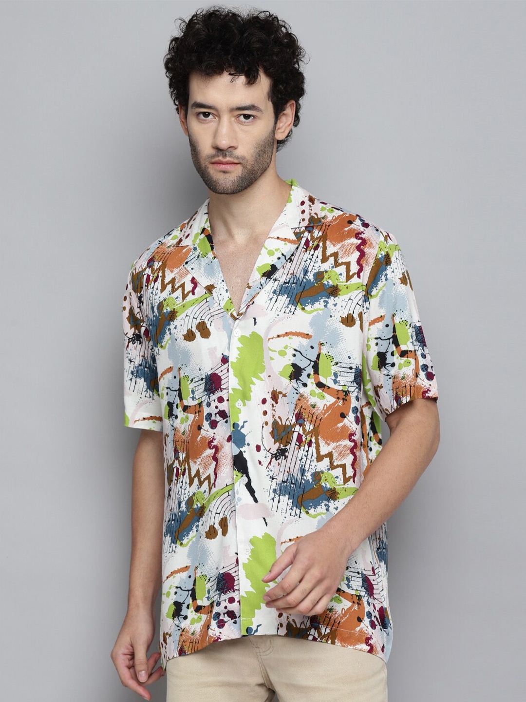 

Kook N Keech White & Green Classic Abstract Printed Casual Shirt