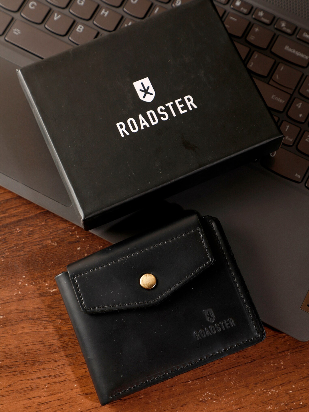 

Roadster Men Leather Two Fold Wallet, Black
