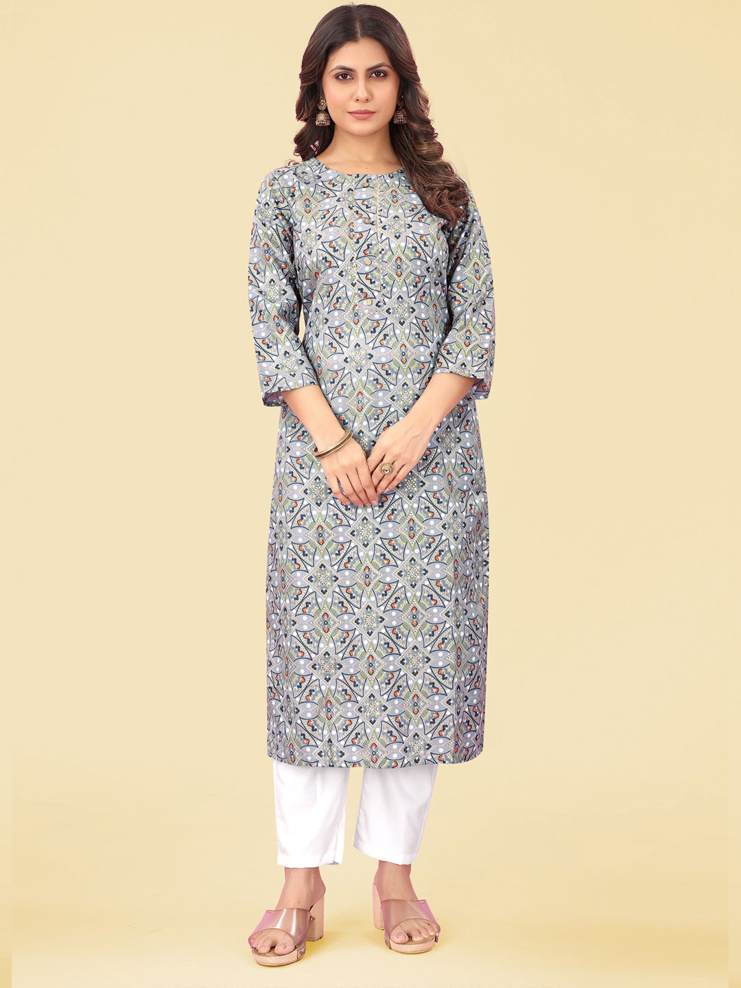 

KALINI Floral Printed Round Neck Cotton Straight Kurta, Grey