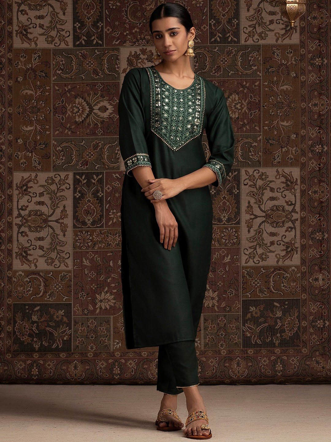 

Indo Era Yoke Design Embroidered Thread Work Straight Kurta, Green