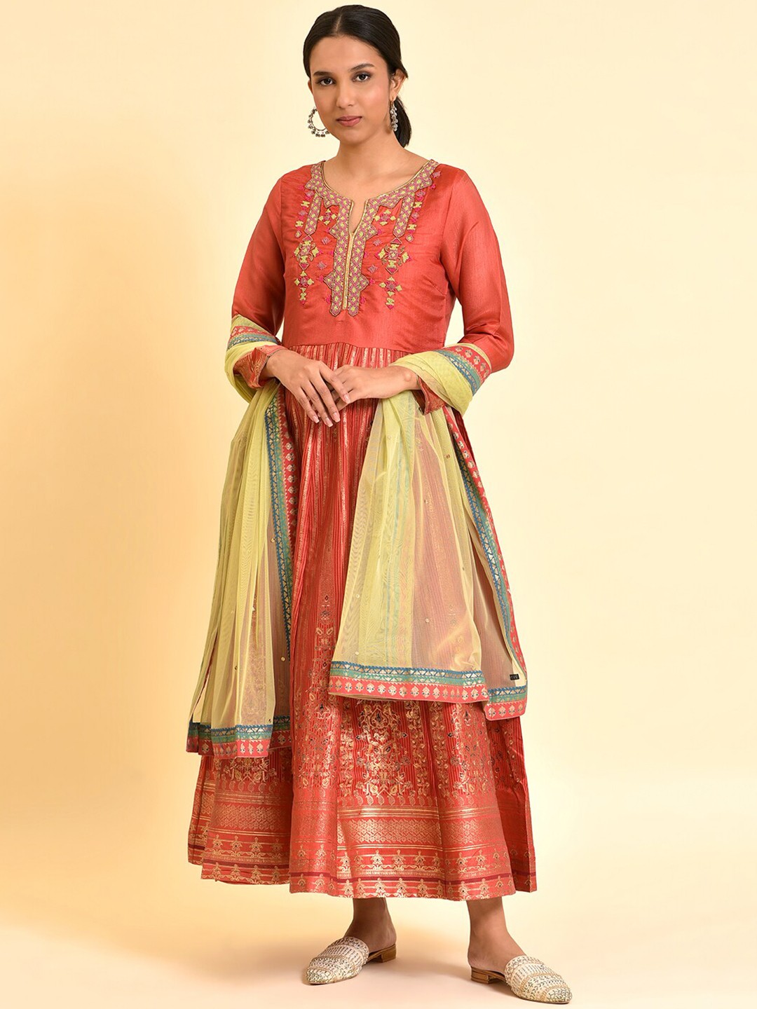 

WISHFUL Ethnic Motifs Printed A-Line Maxi Ethnic Dress With Dupatta, Coral