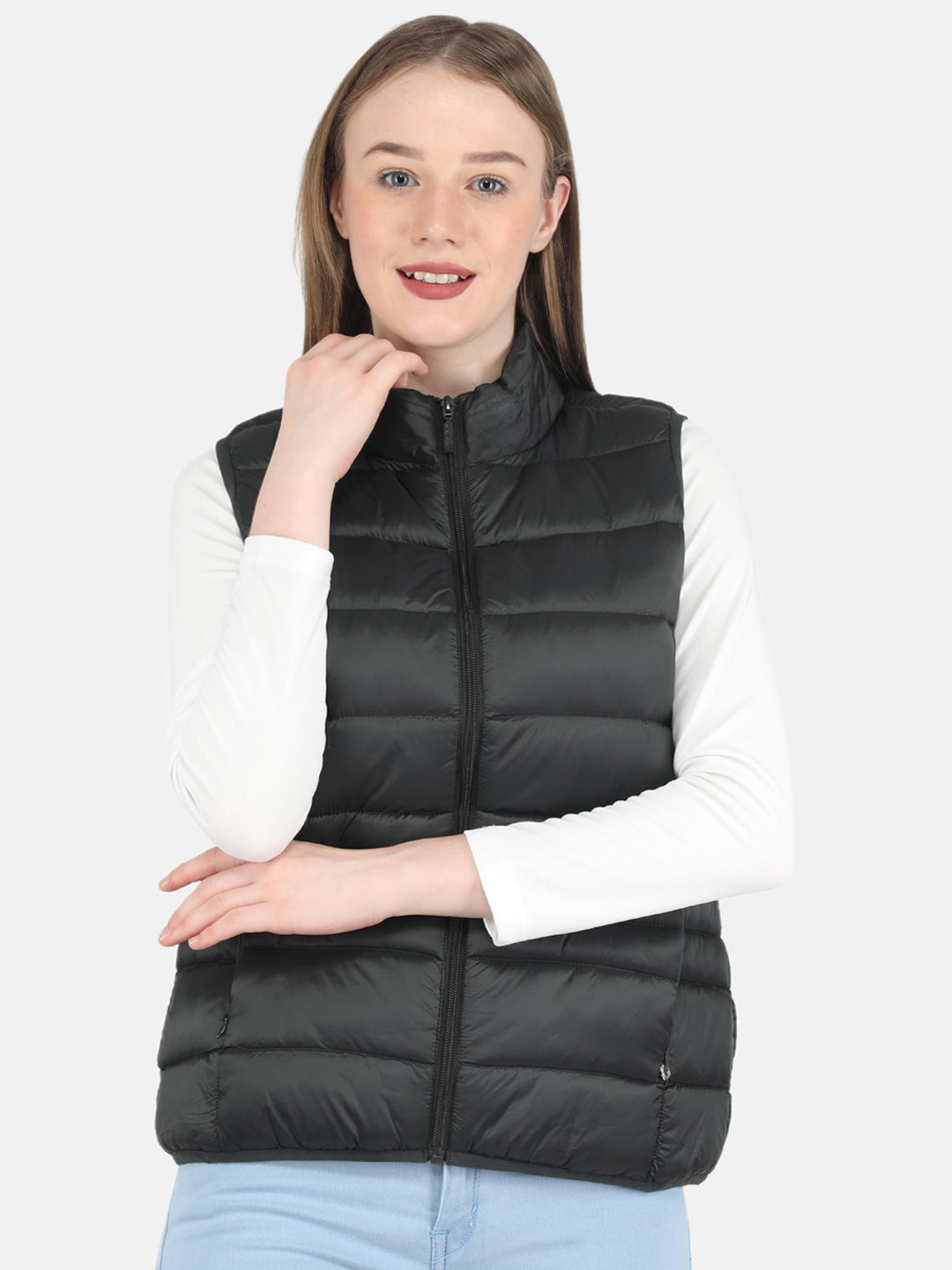 

Monte Carlo Sleeveless Puffer Jacket With Zip Detail, Olive