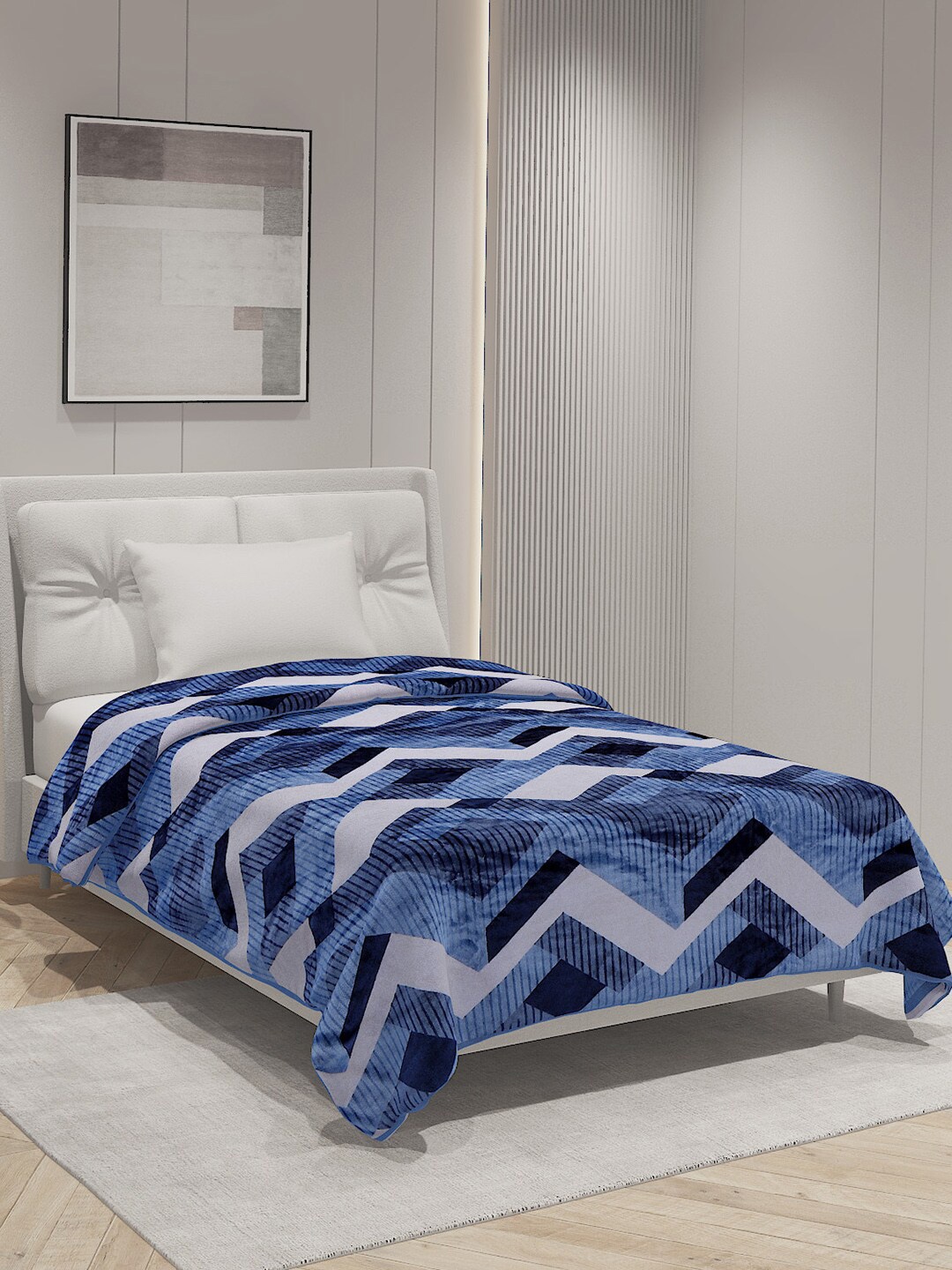 

Monte Carlo Blue Geometric AC Room 233 GSM Single Bed Blanket