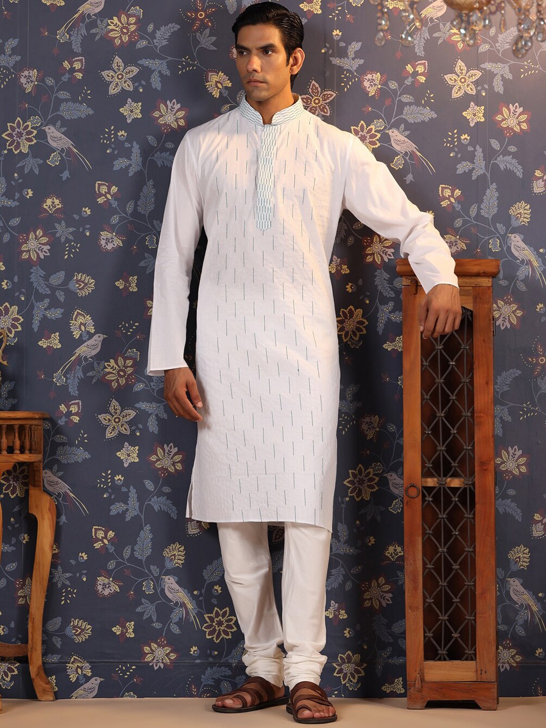 

House of Pataudi Thread Work Cotton Straight Kurta, White