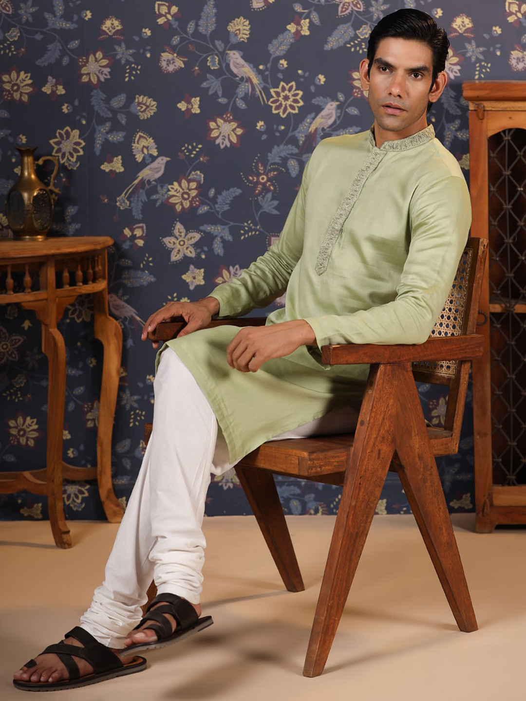 

House of Pataudi Zari Detailed Mandarin Collar Cotton Straight Ethnic Kurta, Green