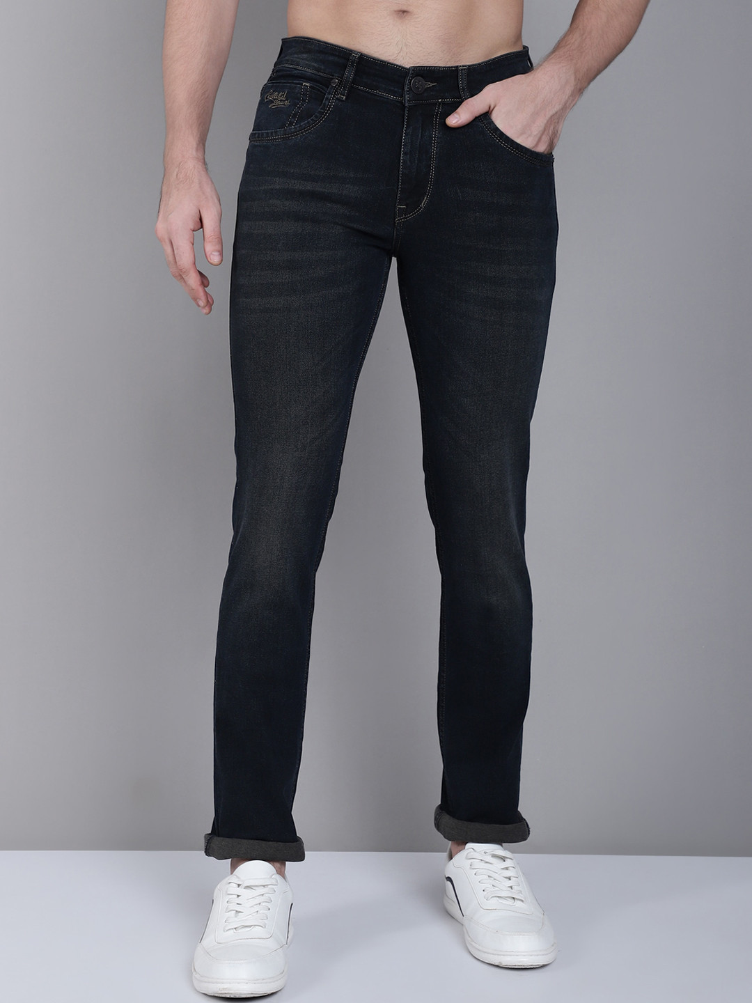 

Cantabil Men Comfort Mid Rise Clean Look Light Fade Crinkle Jeans, Blue