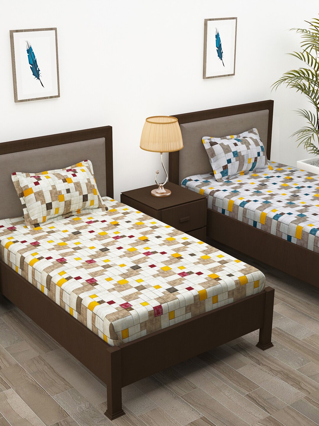 

Story@home Pink & White Geometric Cotton 144 TC 2 Single Bedsheet With 2 Pillow Covers