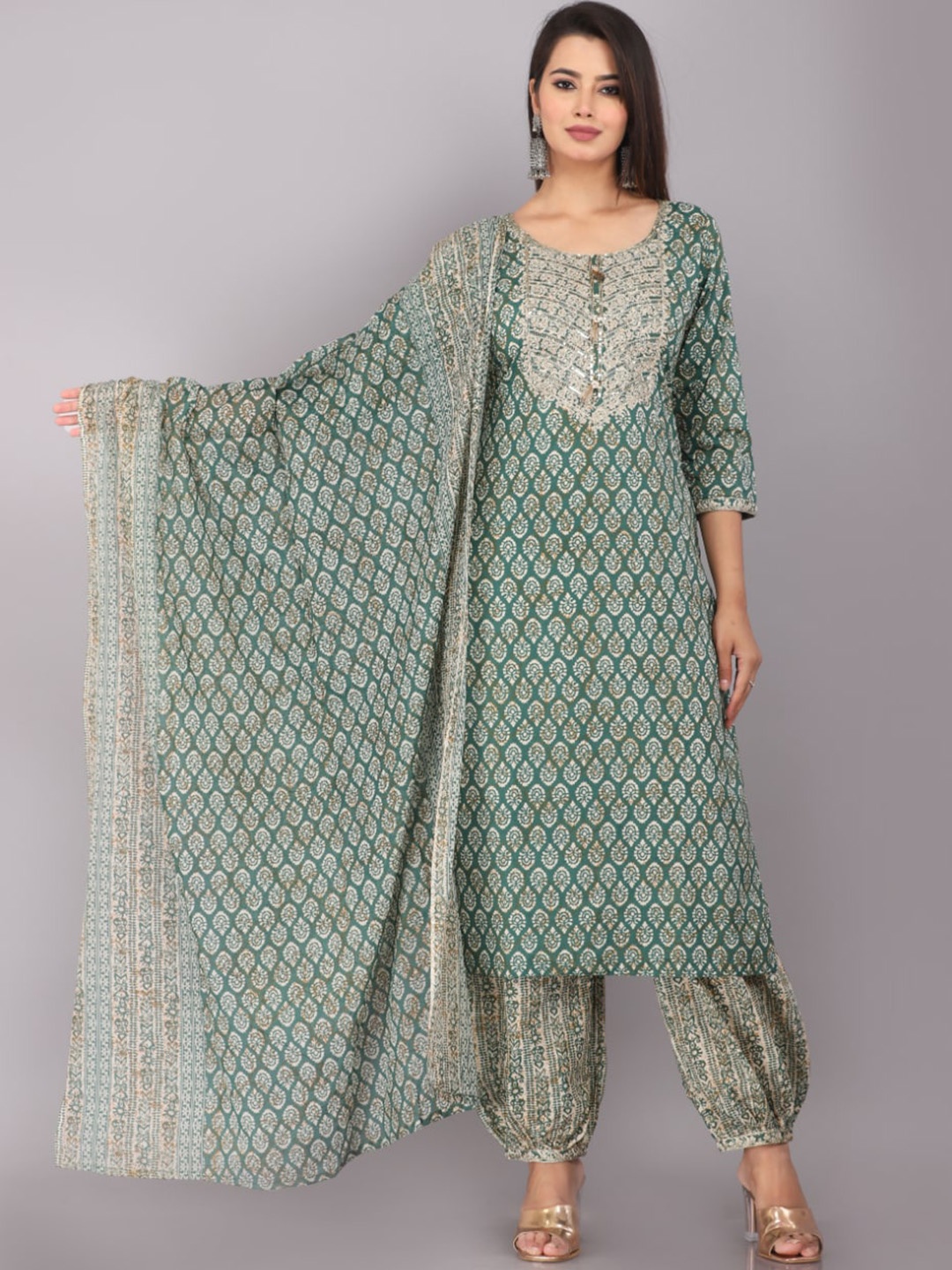 

HIGHLIGHT FASHION EXPORT Ethnic Motifs Printed Sequinned Kurta with Salwar & With Dupatta, Green
