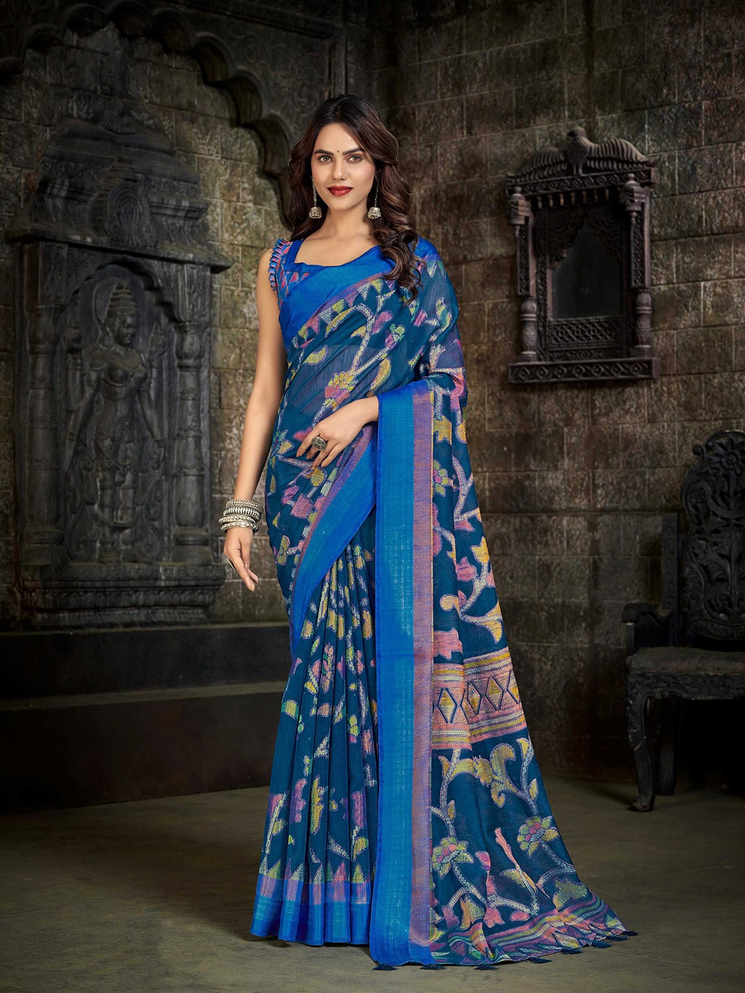 

Mitera Blue & Red Floral Printed Pure Linen Jamdani Saree