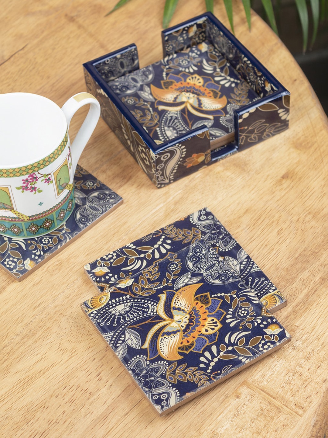 

MARKET99 Brown 6 Pieces Printed Wooden Coasters