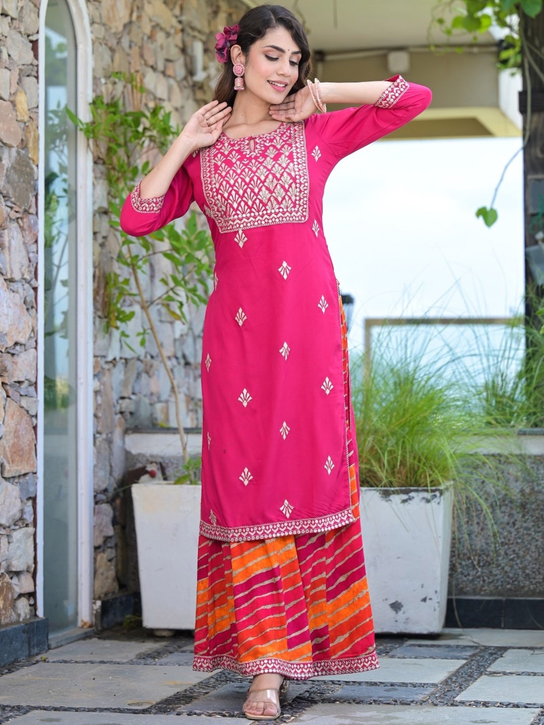 

Sangria Pink Floral Embroidered Thread Work Kurta With Palazzos
