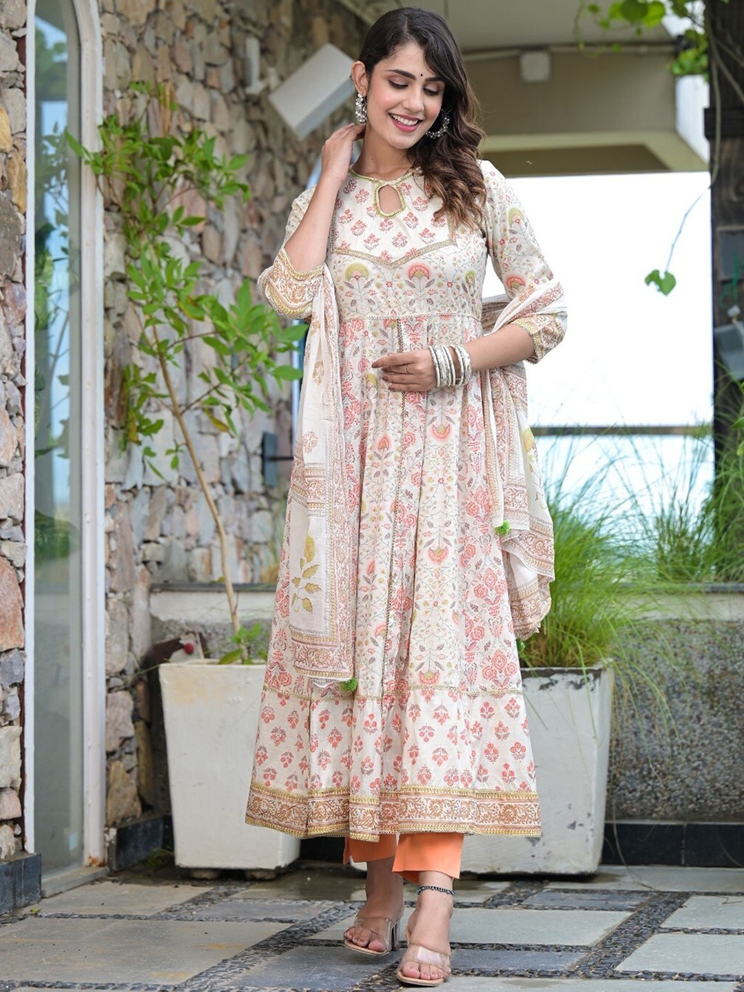 

Sangria Off White Floral Printed High Slit Gotta Patti Cotton Kurta With Trouser & Dupatta