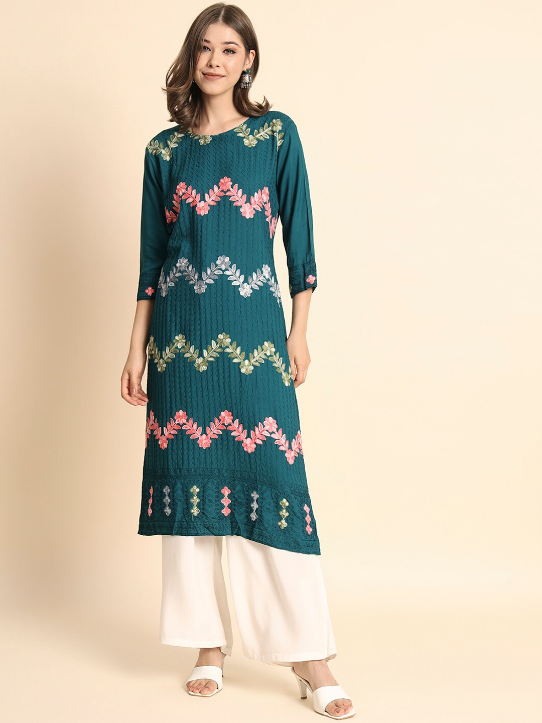 

HERE&NOW Floral Embroidered Round Neck Straight Kurta, Teal