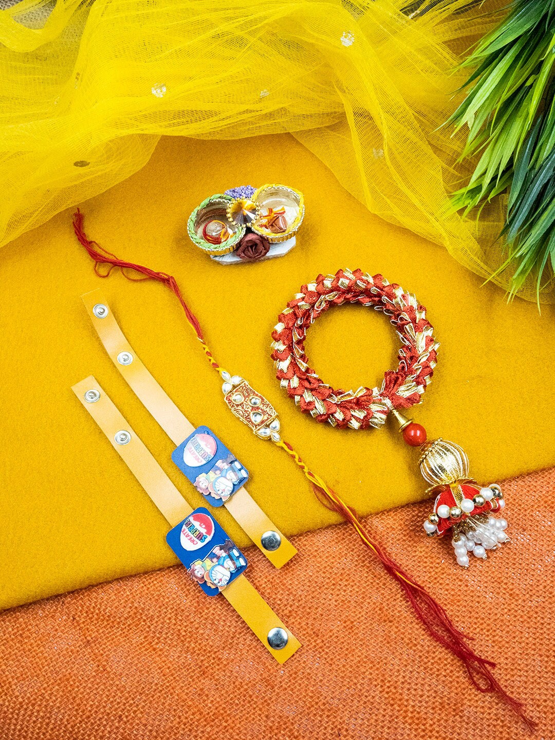 

StileAdda Set Of 3 Rakhis & 1 Lumba With Roli Chawal, Red