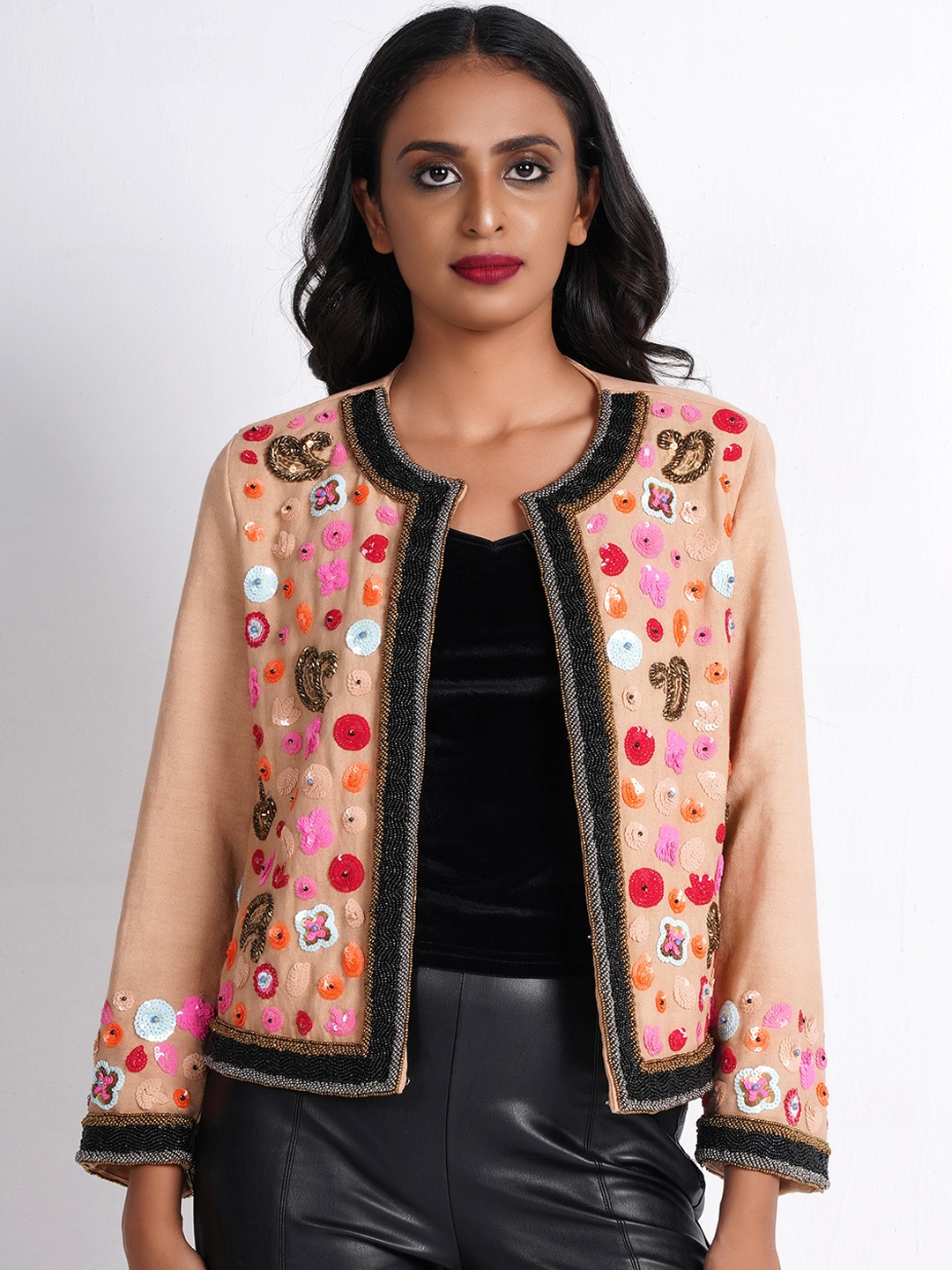 

Diwaah Embellished Pure Cotton Crop Tailored Jacket, Peach