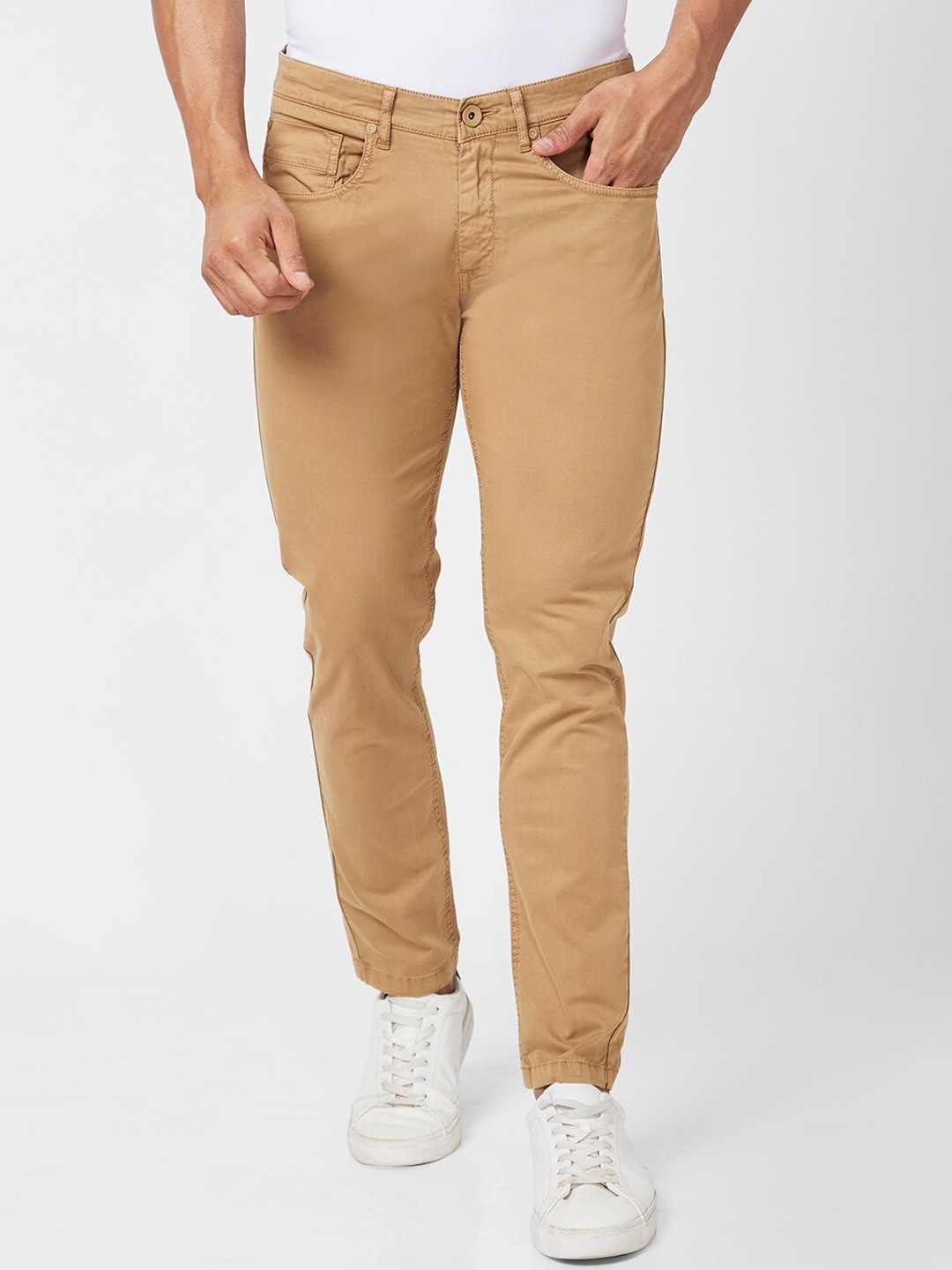 

SPYKAR Men Slim Fit Mid Rise Cotton Trousers, Beige