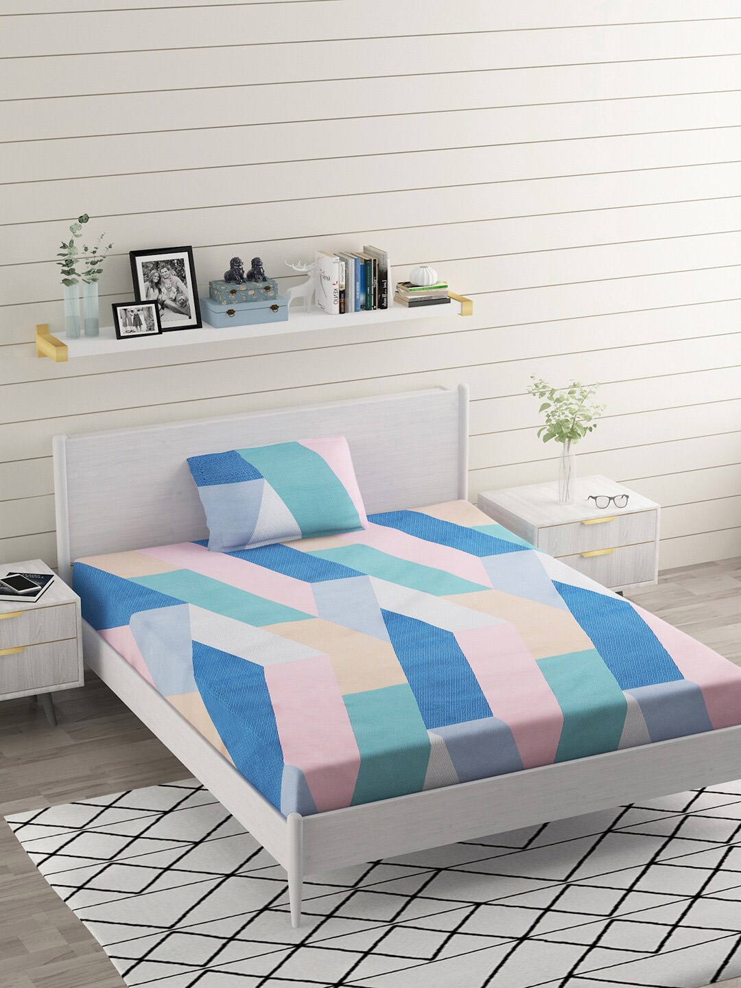 

BELVOSTUM Ashley White & Pink Geometric 220 TC Single Bedsheet with 1 Pillow Cover