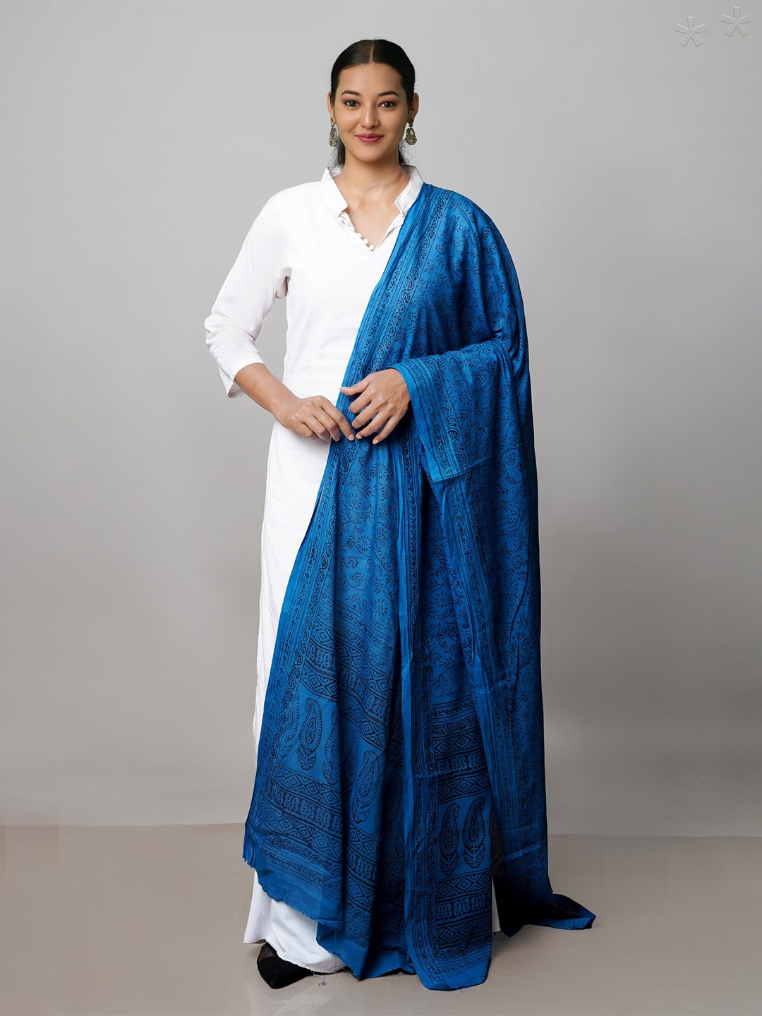 

Unnati Silks Ethnic Motifs Printed Dupatta, Blue