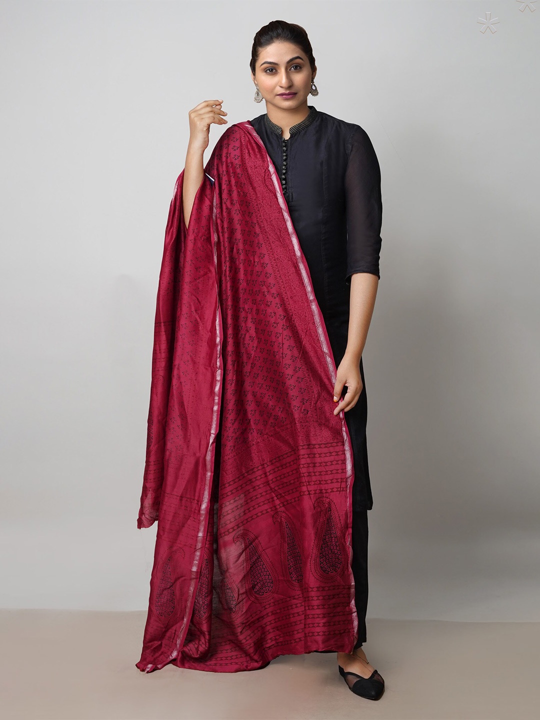 

Unnati Silks Maroon & Silver-Toned Ethnic Motifs Printed Pure Cotton Dupatta with Zari