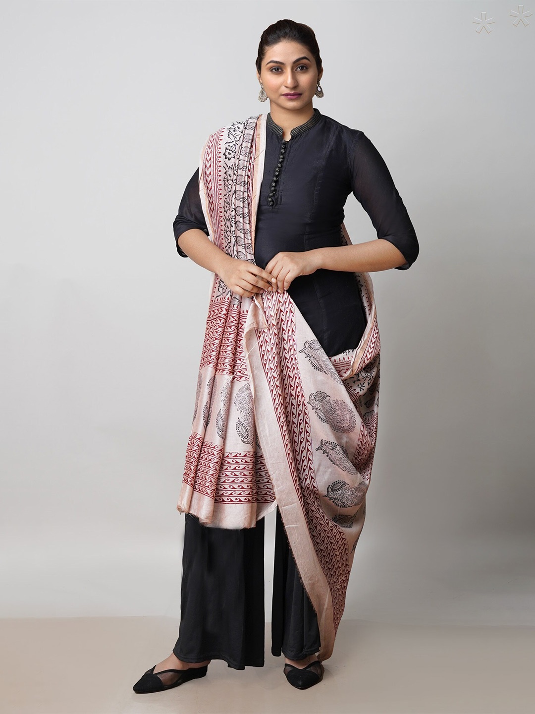 

Unnati Silks Ethnic Motifs Printed Pure Cotton Dupatta, Beige