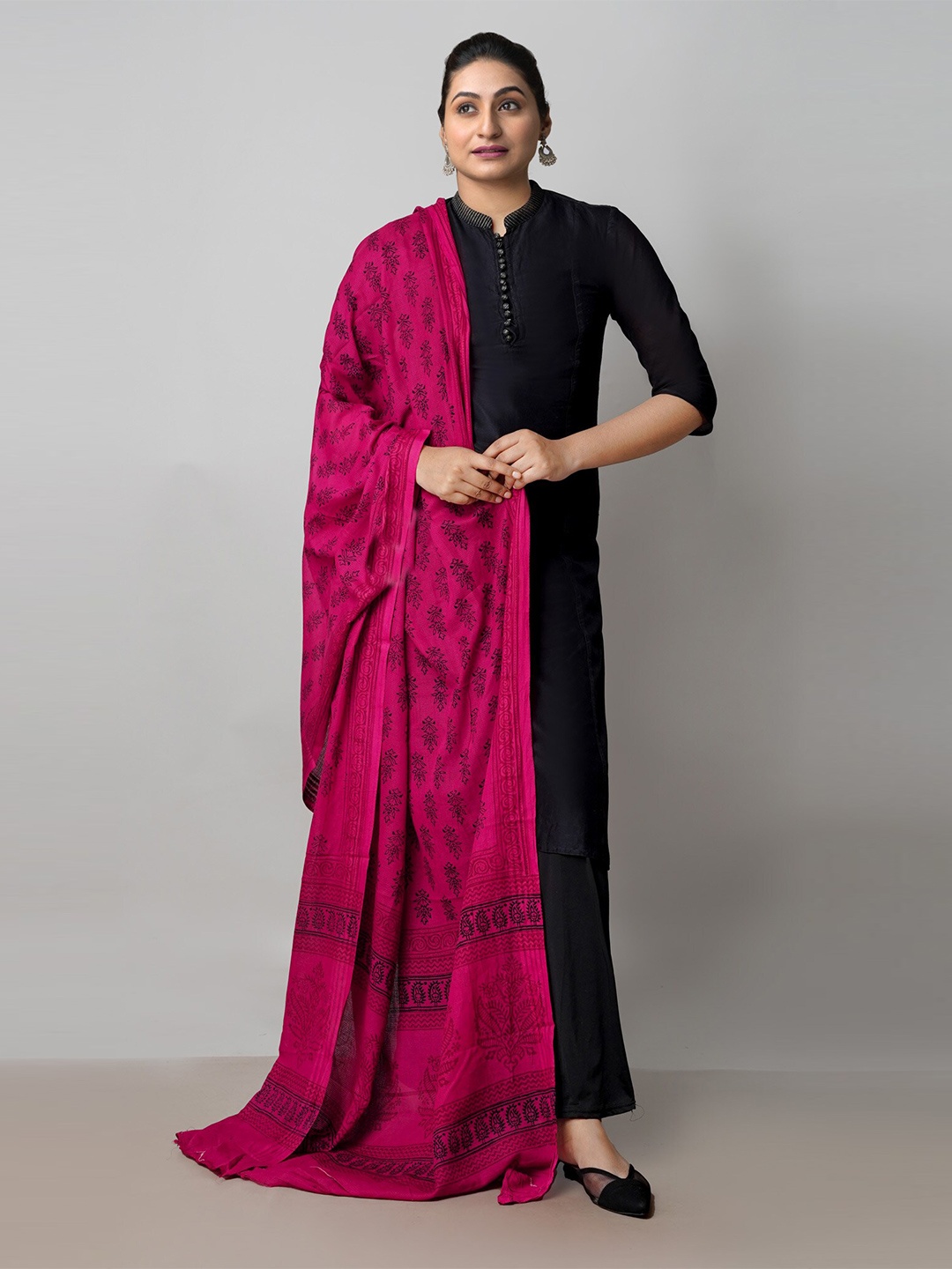 

Unnati Silks Ethnic Motifs Printed Dupatta, Pink