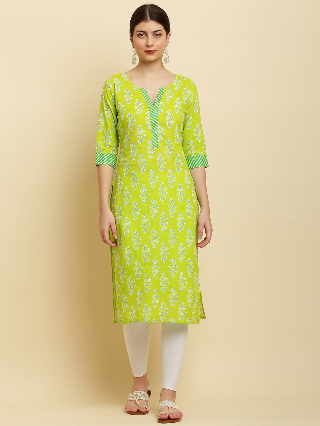 

Waahiba Floral Printed Round Neck Pure Cotton Regular Kurta, Green