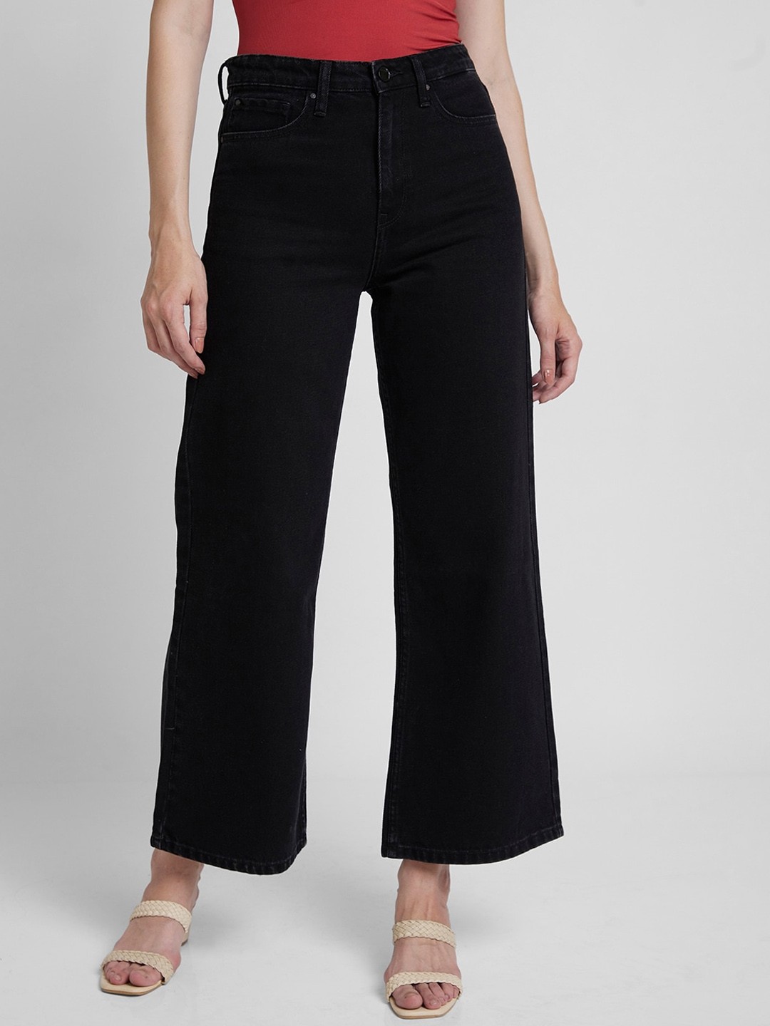 

SPYKAR Women Wide Leg Fit Clean Look Cotton Jeans, Black