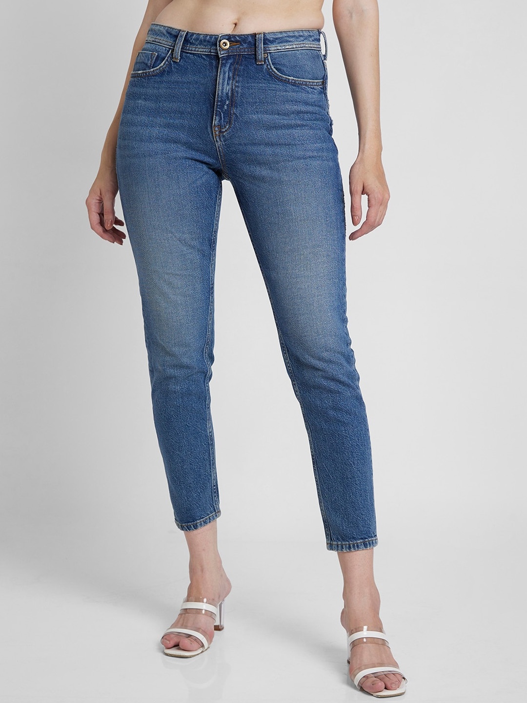 

SPYKAR Women Super Skinny Fit Heavy Fade Clean Look Cotton Jeans, Blue