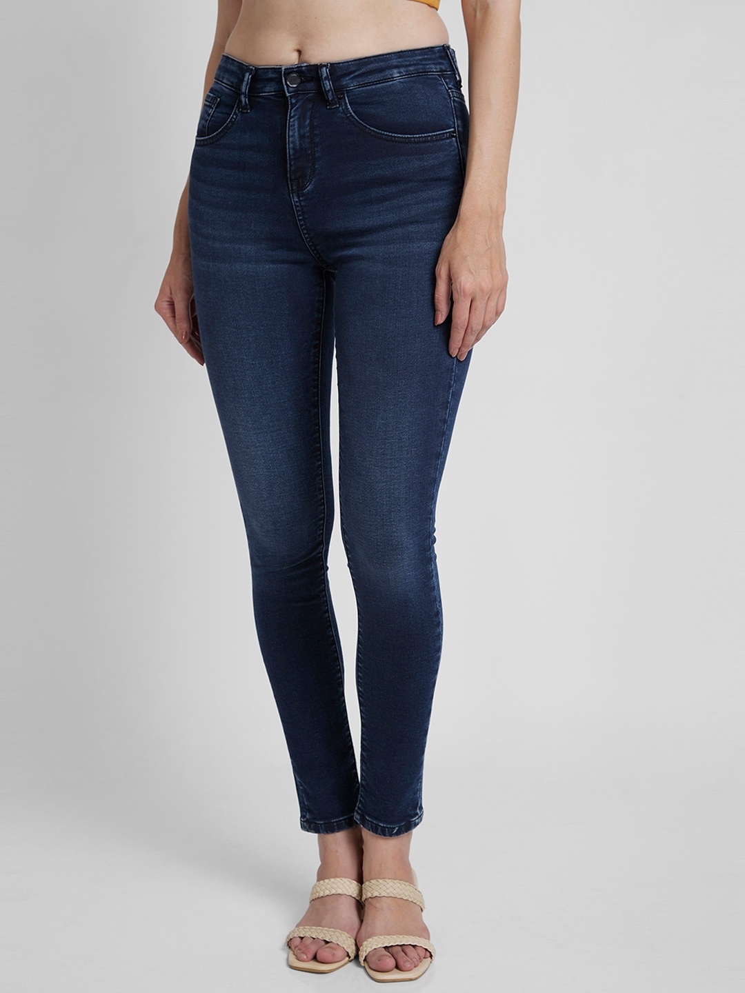 

SPYKAR Women Adora Skinny Fit Light Fade Clean Look Stretchable Jeans, Blue